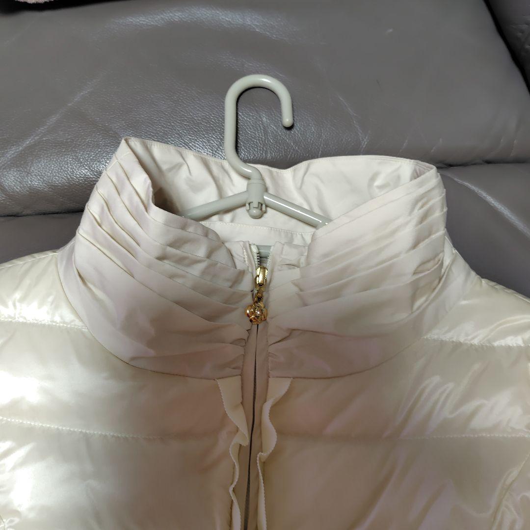 カタログ掲載❤️ホワイトダウンジャケット フード付き❤️未使用