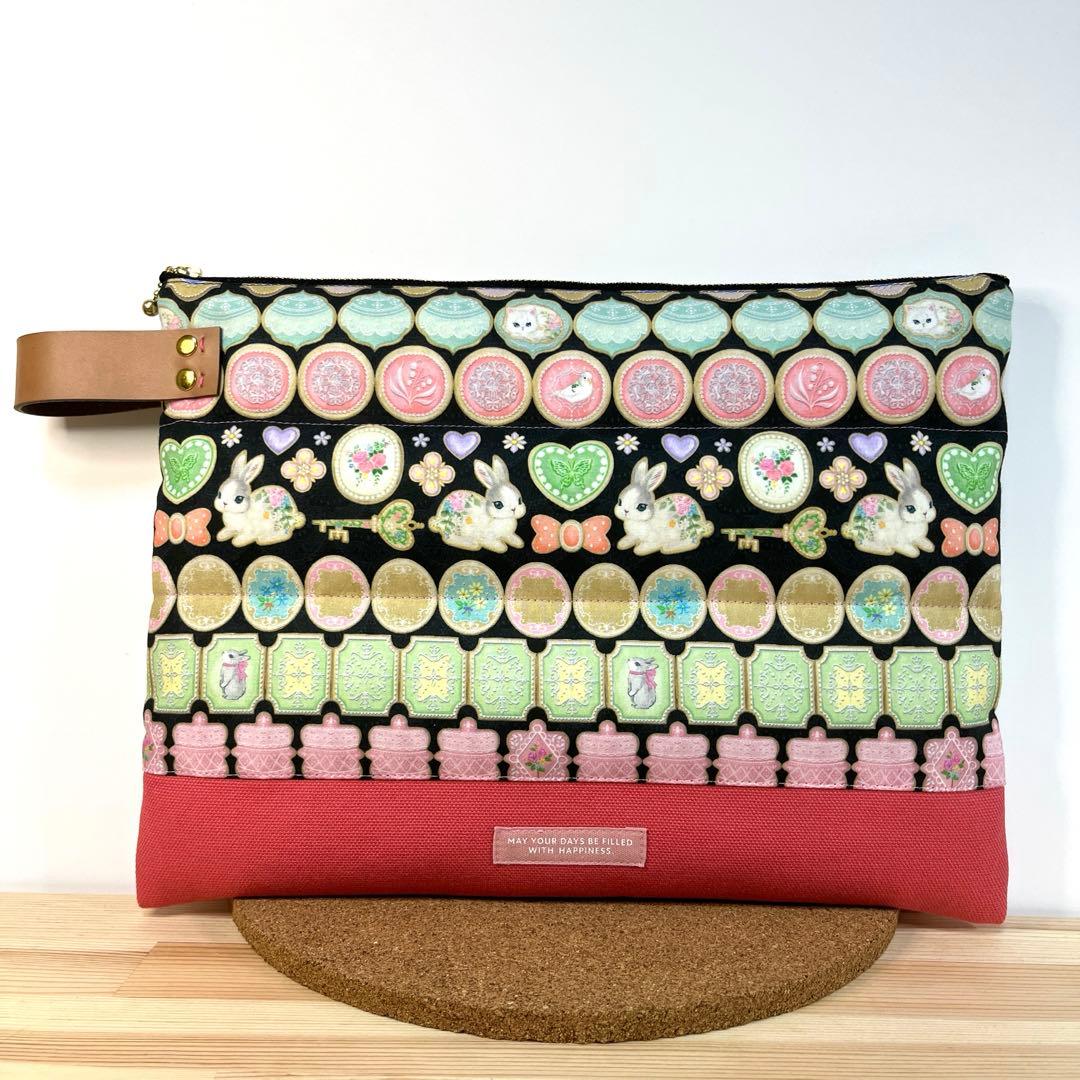 財布・ケース・小物入れ Taka@