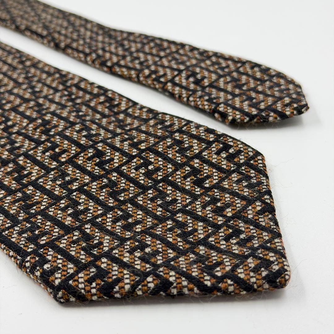 ✨️美品✨️ FENDI フェンディ ネクタイ ズッカ柄 Fロゴ 総ロゴ