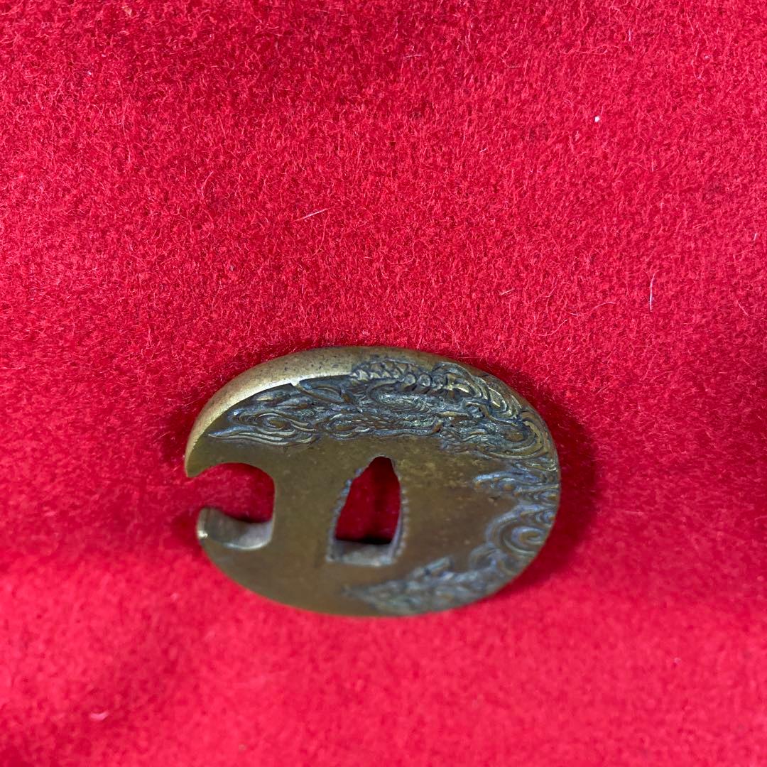 B–9 日本刀の鍔(つば) 武具　銅製　装飾品　アンティーク　美術品　工芸品　鍔