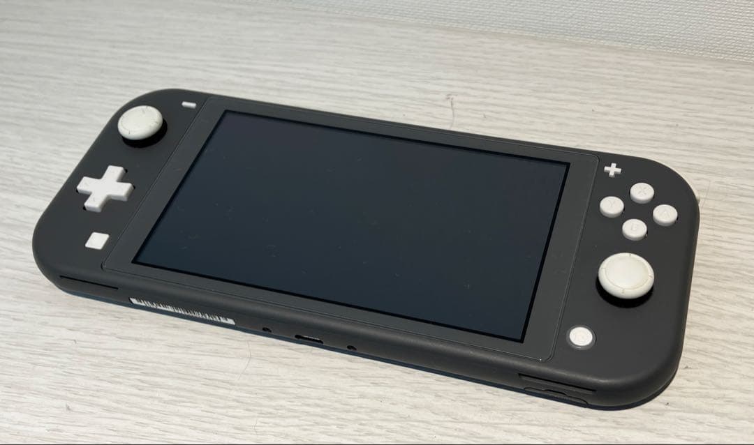 Nintendo Switch Lite グレー 本体（保護シード貼付）