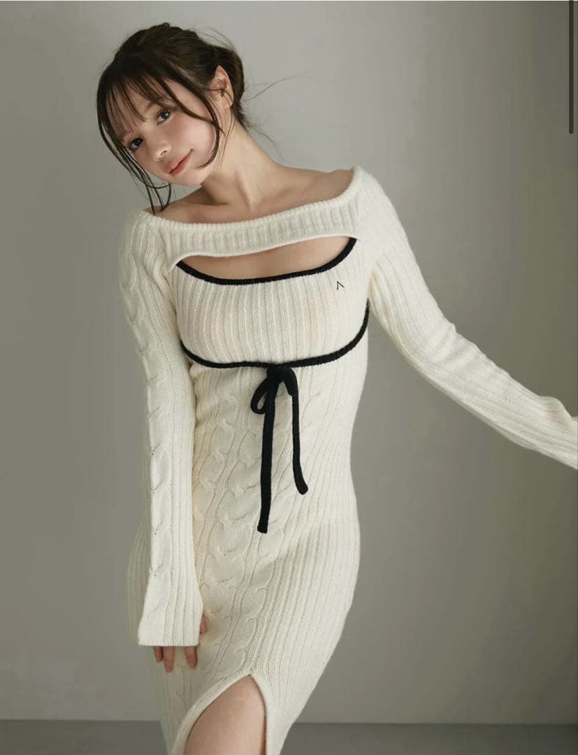 アンドマリー　大人気完売ニットワンピース　ホワイト