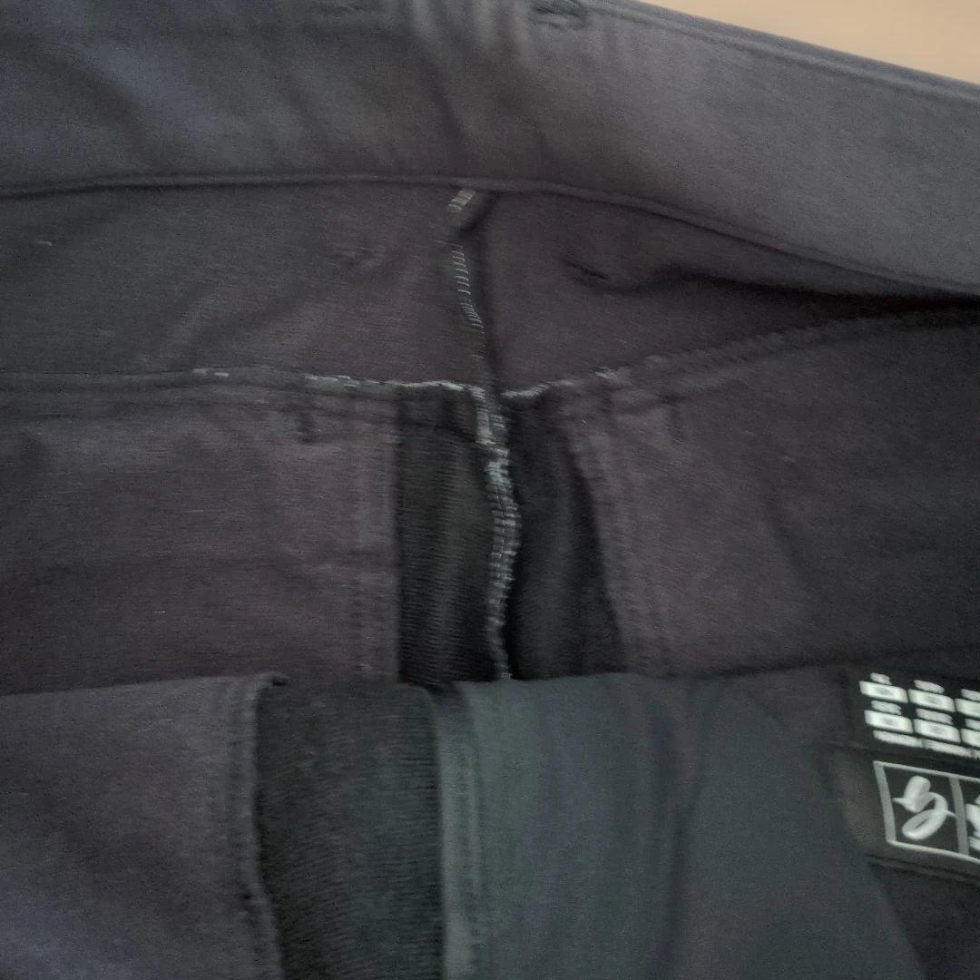 デサントゴルフ DESCENTE GOLF ブラック メンズパンツ М 中綿 冬