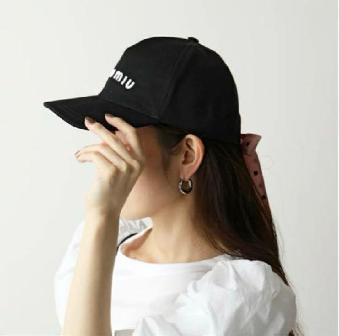 miumiu 2021/22ドット 水玉 ピンクリボン ロゴ 刺繍 キャップ