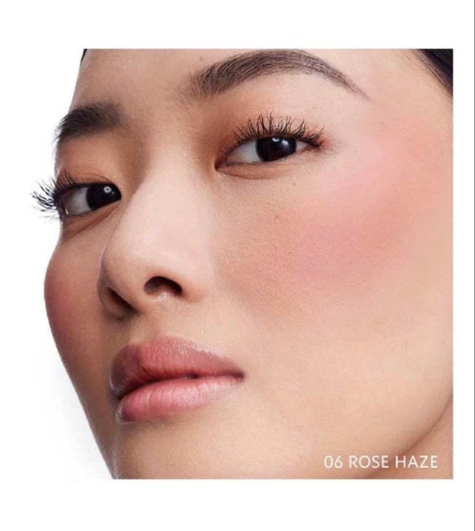 YSL パウダーチーク 06 ROSE HAZE