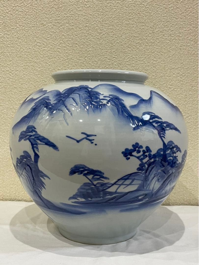 壺　置き物　有田焼　花瓶