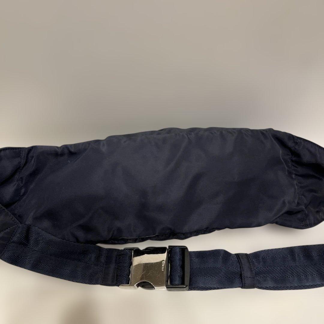 PRADA ネイビー ボディバッグ