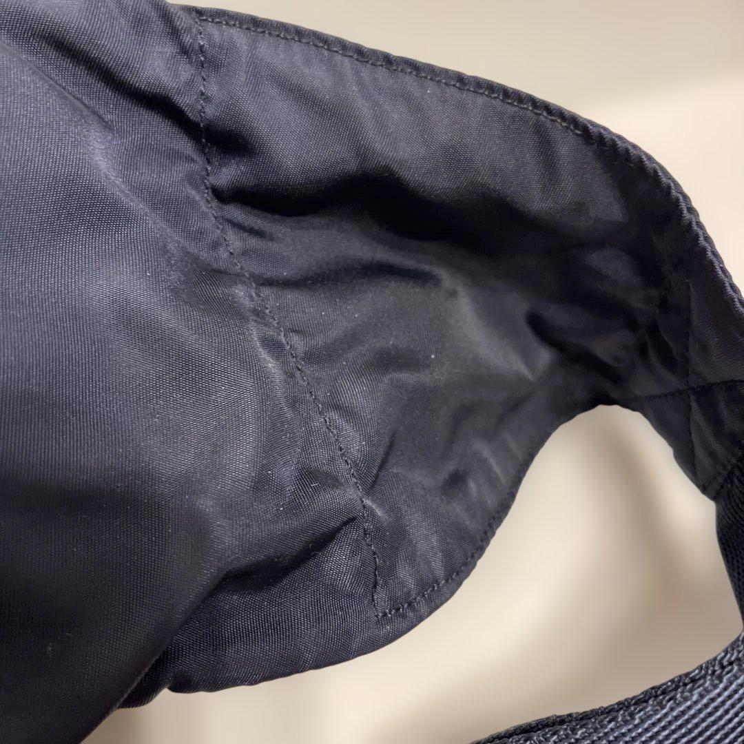 PRADA ネイビー ボディバッグ