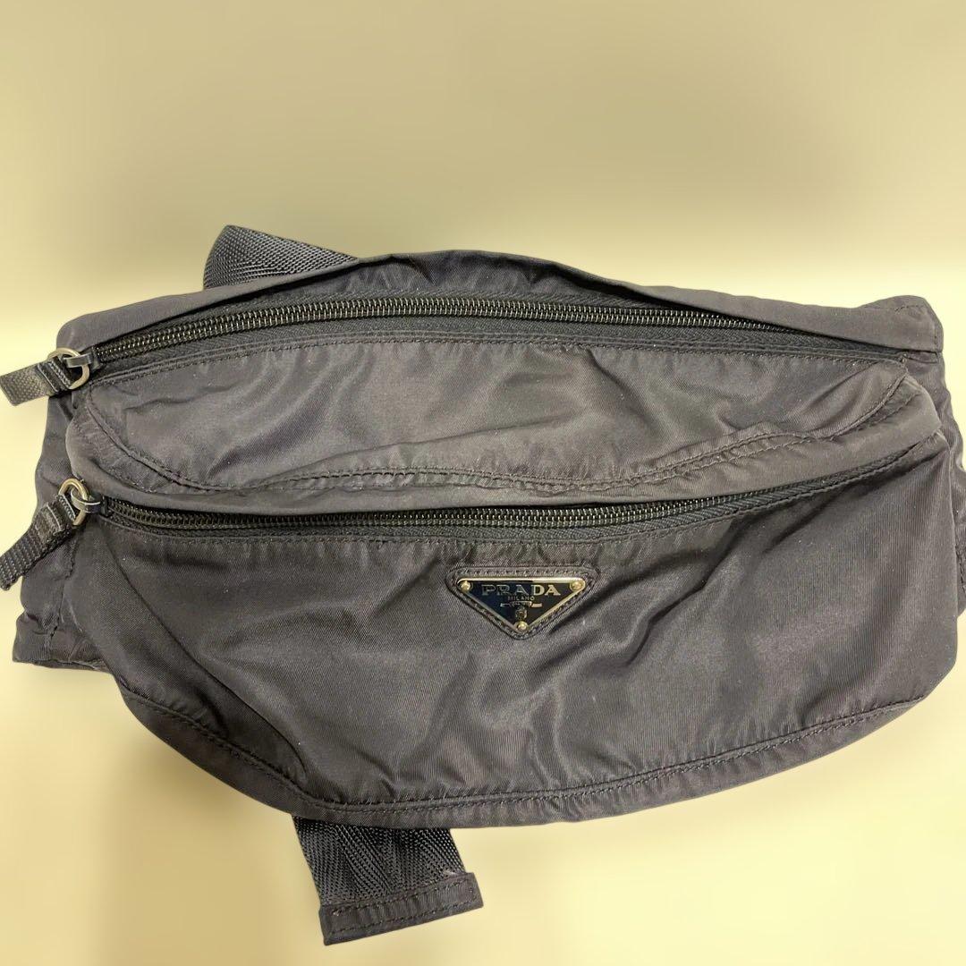 PRADA ネイビー ボディバッグ