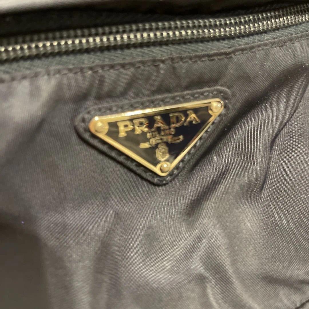 PRADA ネイビー ボディバッグ