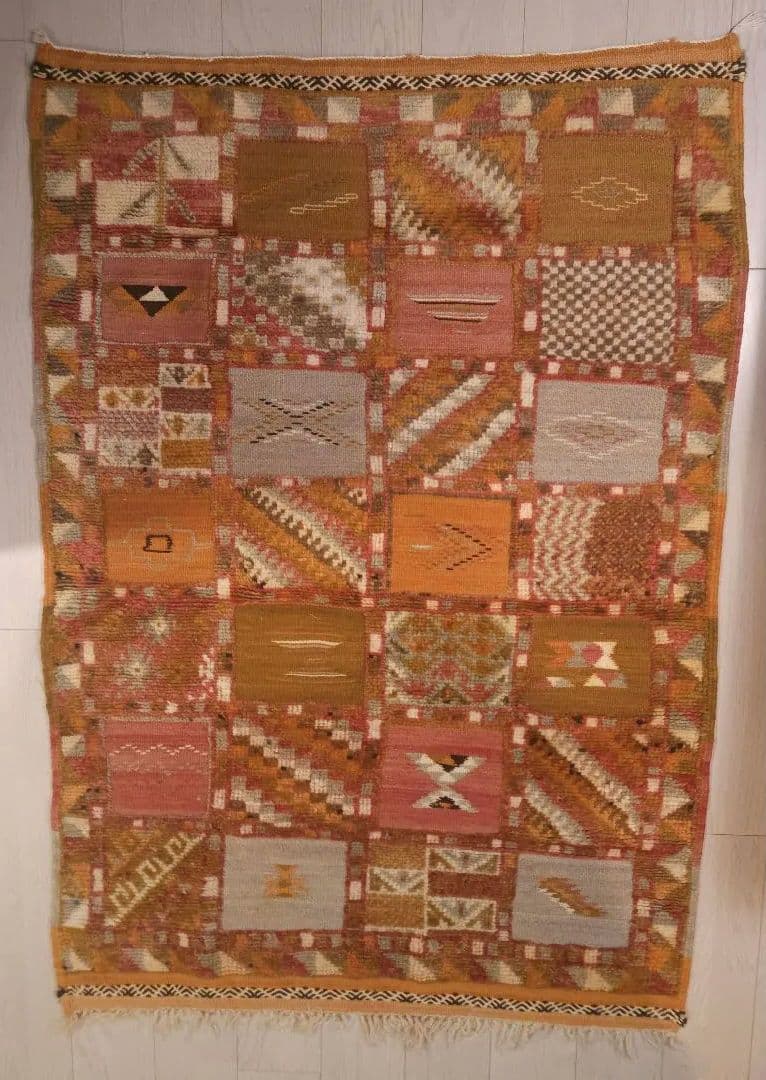 モロッコラグ160×105　タズナフト手織りウール