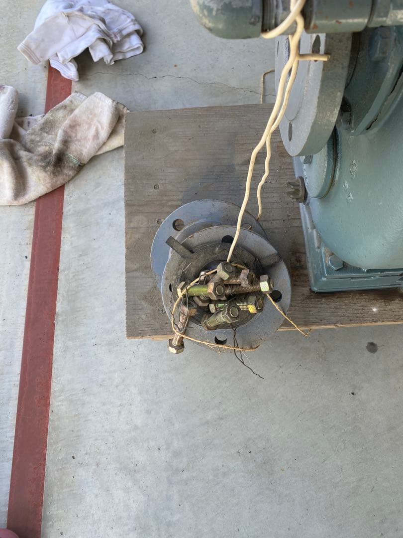 揚水ポンプ　鶴見制作所　新品価格　380000