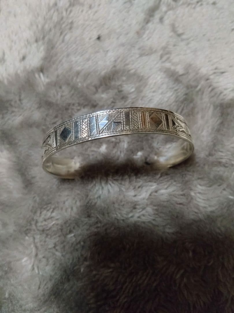 トゥアレグ　バングル　シルバー925