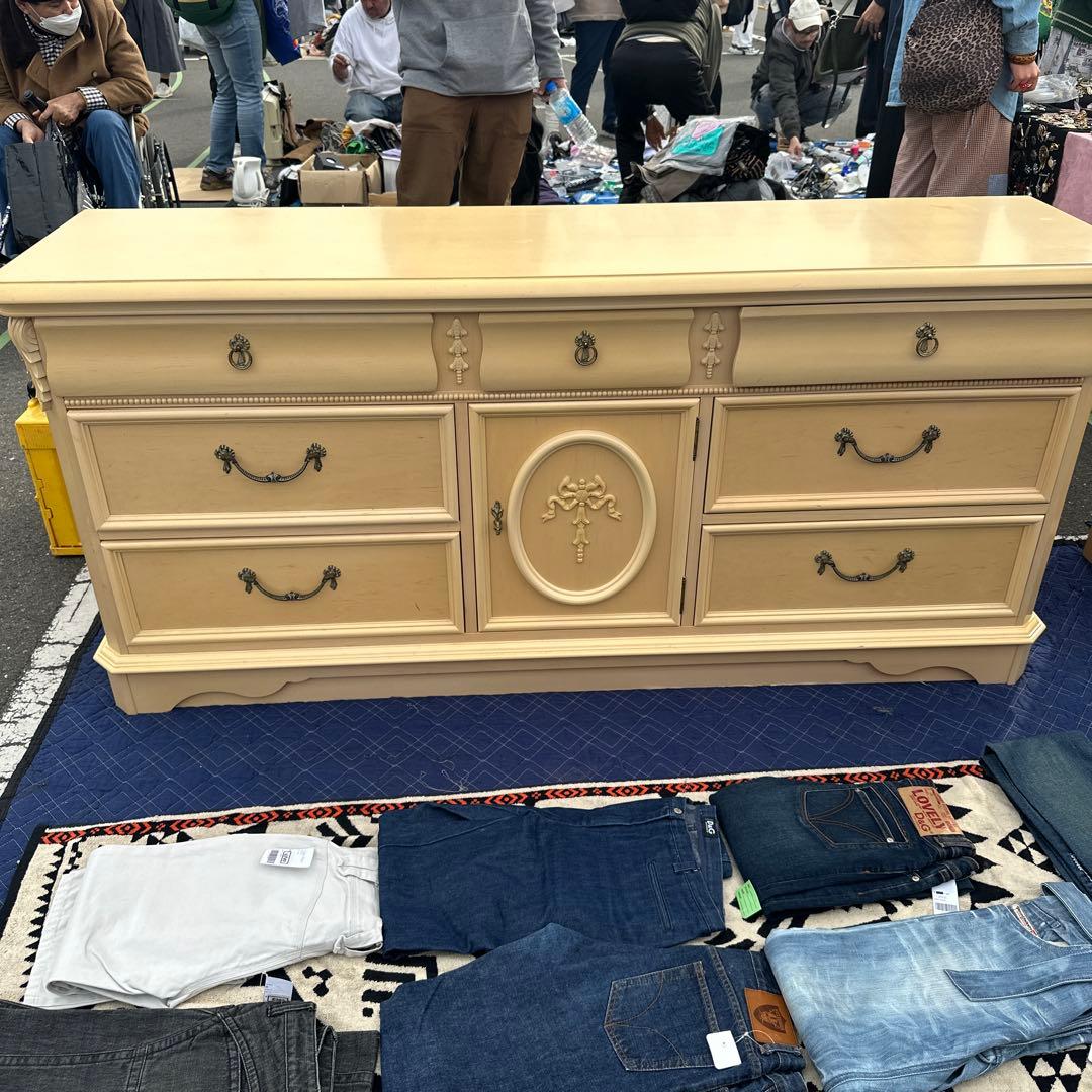 クラシックスタイル 木製箪笥 クリーム色 6引き出しリンホーリン近県限定