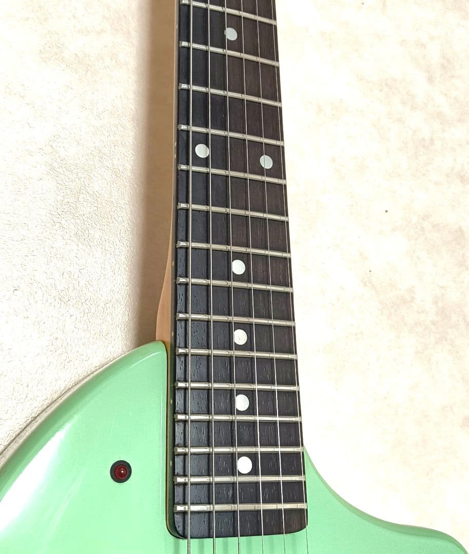 【美品】ZO-3 ミントグリーン アンプ内蔵ミニギター ヘッドフォン端子付