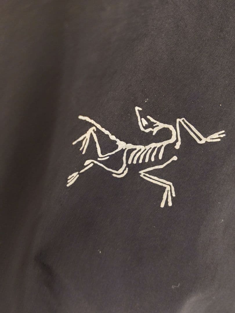 ARC'TERYX SOLANO アークテリクス ソラノフーディ　XS　黒