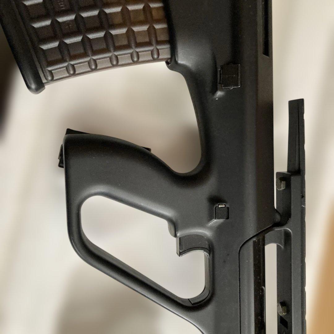 東京マルイ 電動ガン STEYR AUG ステアー おまけマガジン付き