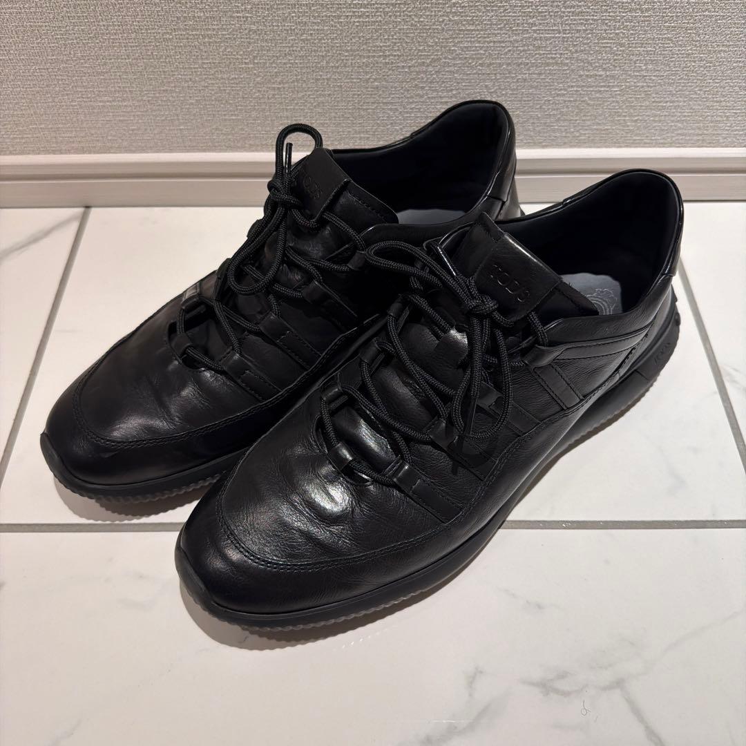 TOD’S トッズ スニーカー ブラック
