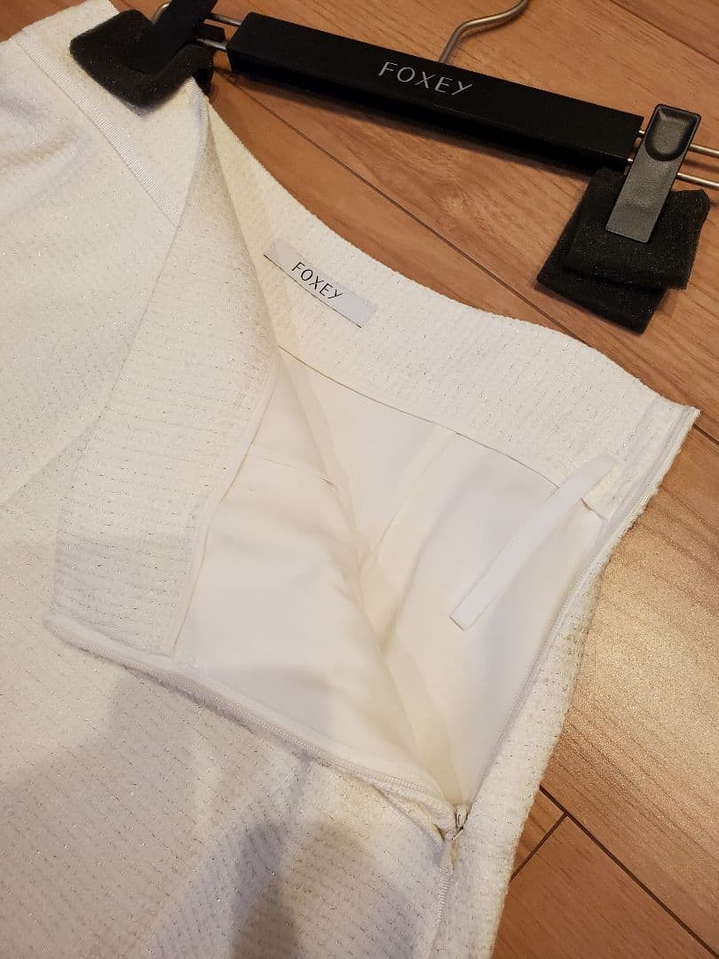 フォクシー　キュロット　ツイード　ほぼ新品です　40　ホワイト