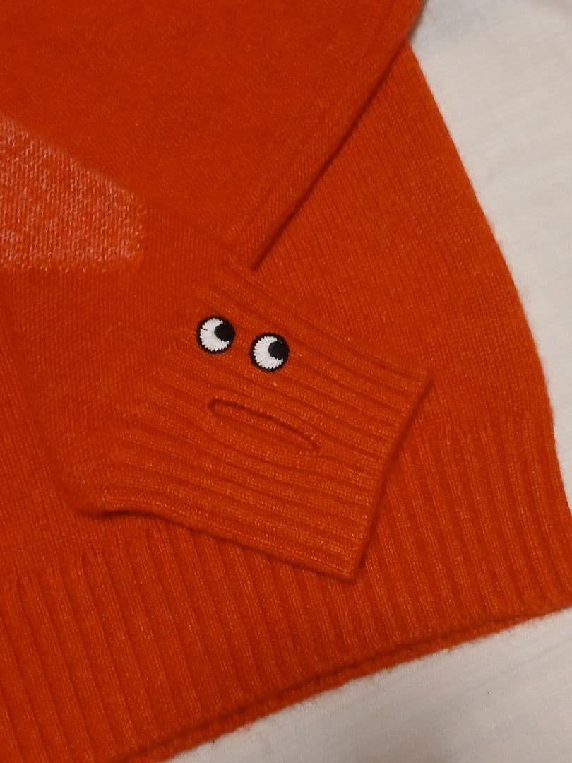 【新品未使用】ユニクロ アニヤハインドマーチ カシミヤセーター M 赤