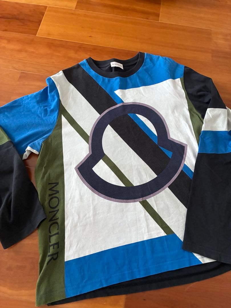 MONCLER メンズロンＴ　イタリア製