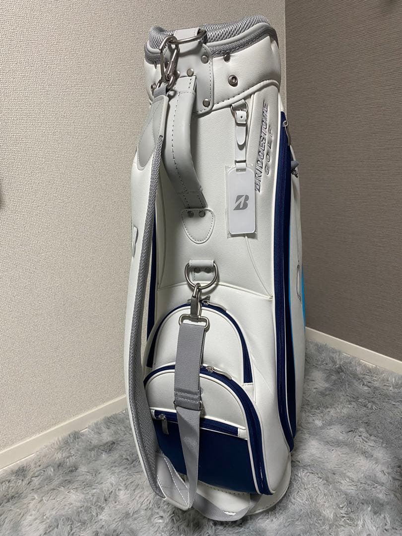 ☆新品未使用☆BRIDGESTONE キャディバッグ ヘッドカバー付き