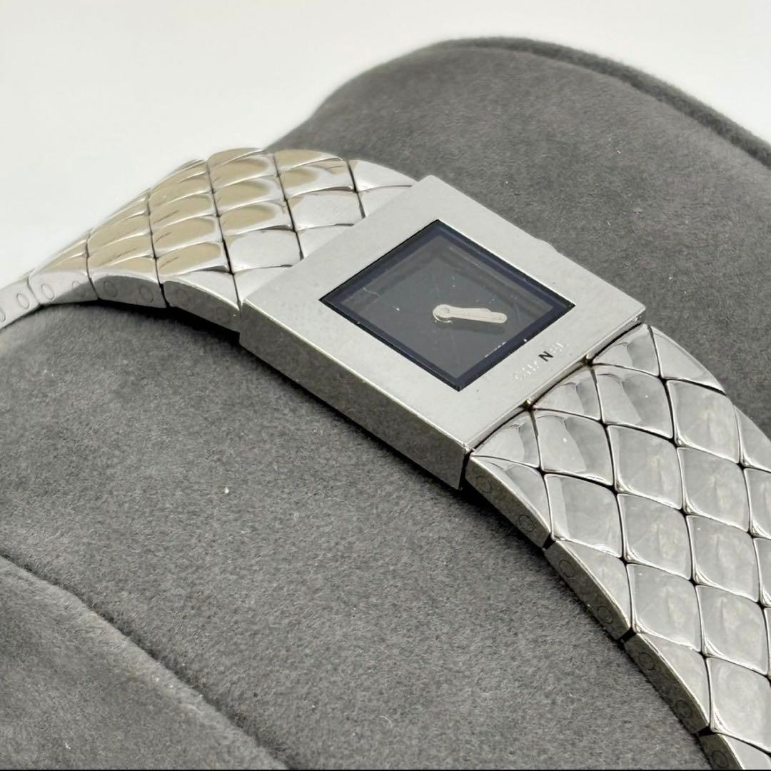 CHANEL シャネル　マトラッセ　腕時計　シルバー　美品　1237