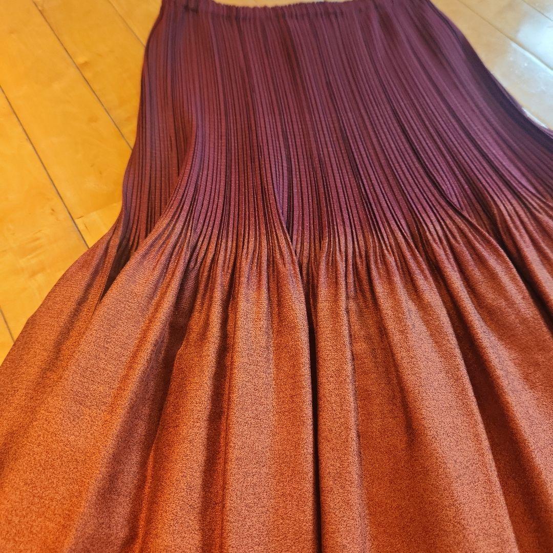 イッセイミヤケ　スカート グラデーション