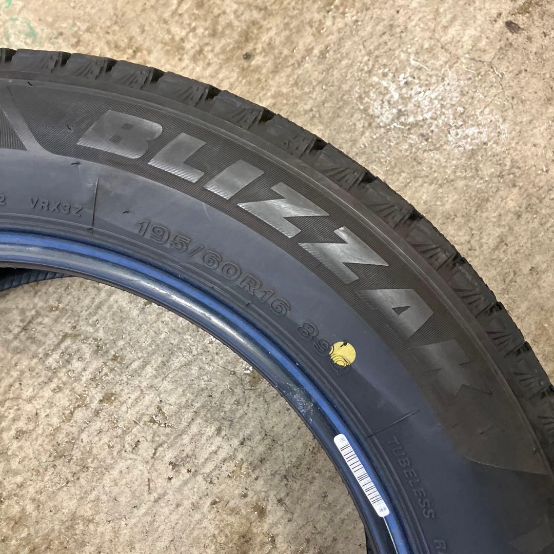 BRIDGESTONE VRX3 195/60R16 4本セット　冬タイヤ