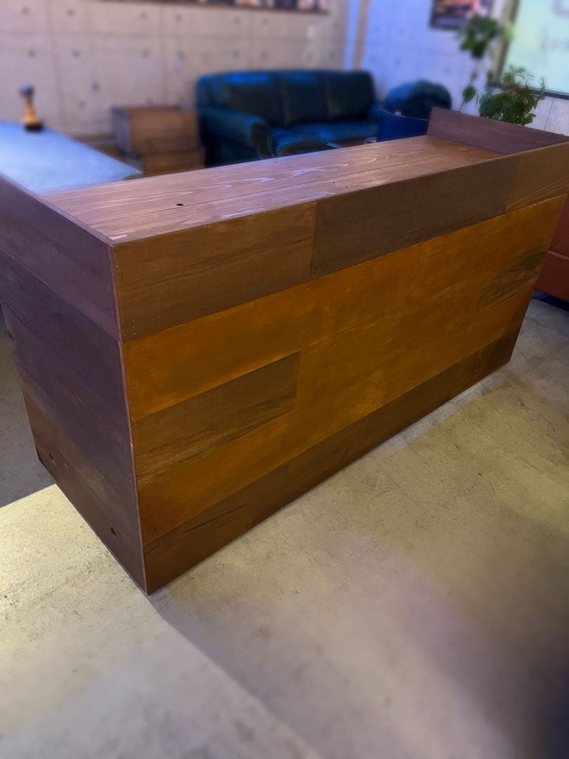 カウンターテーブル　店舗什器