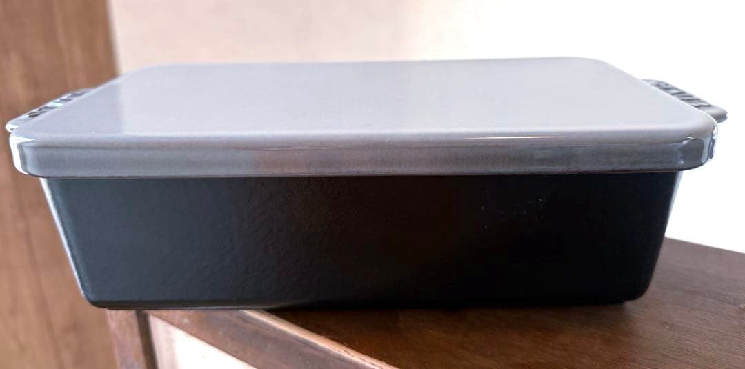 ストウブSTAUB希少廃盤ローフパン/ケーキ＆ブレッドパン新品未使用正規品保証付