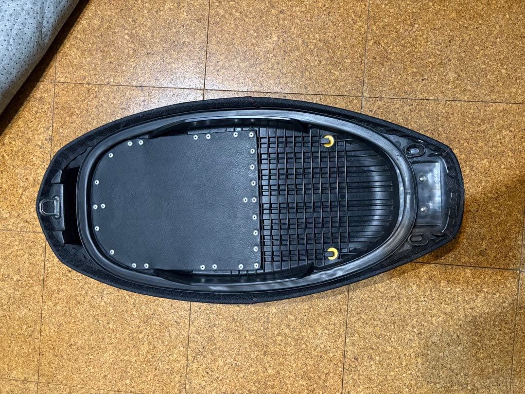 シグナスX 4〜5型　フラットシート