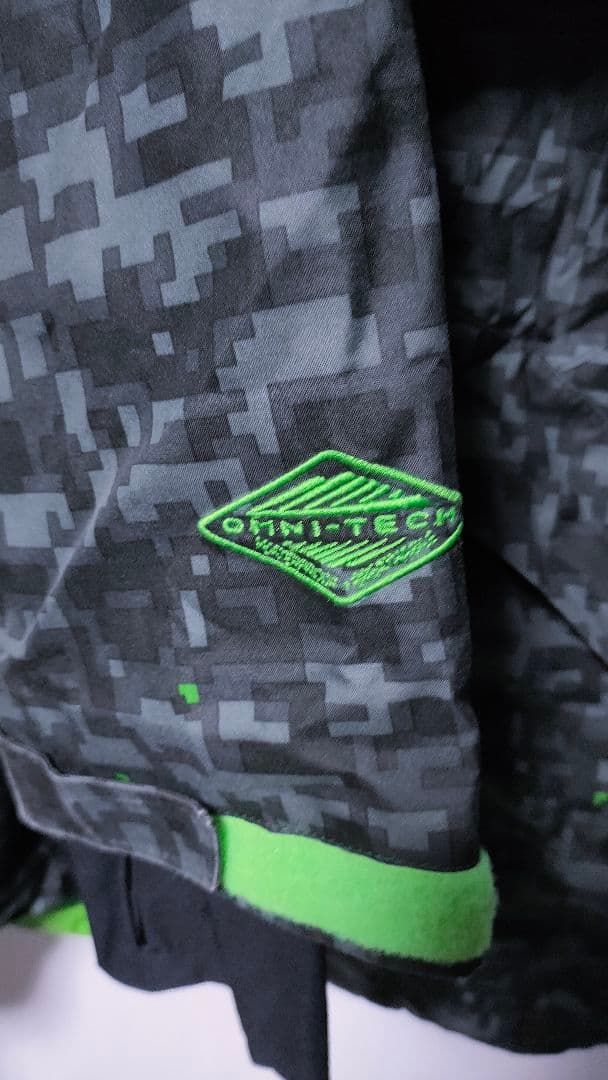 【コロンビア Columbia】 スノーボードウェア メンズ 総柄