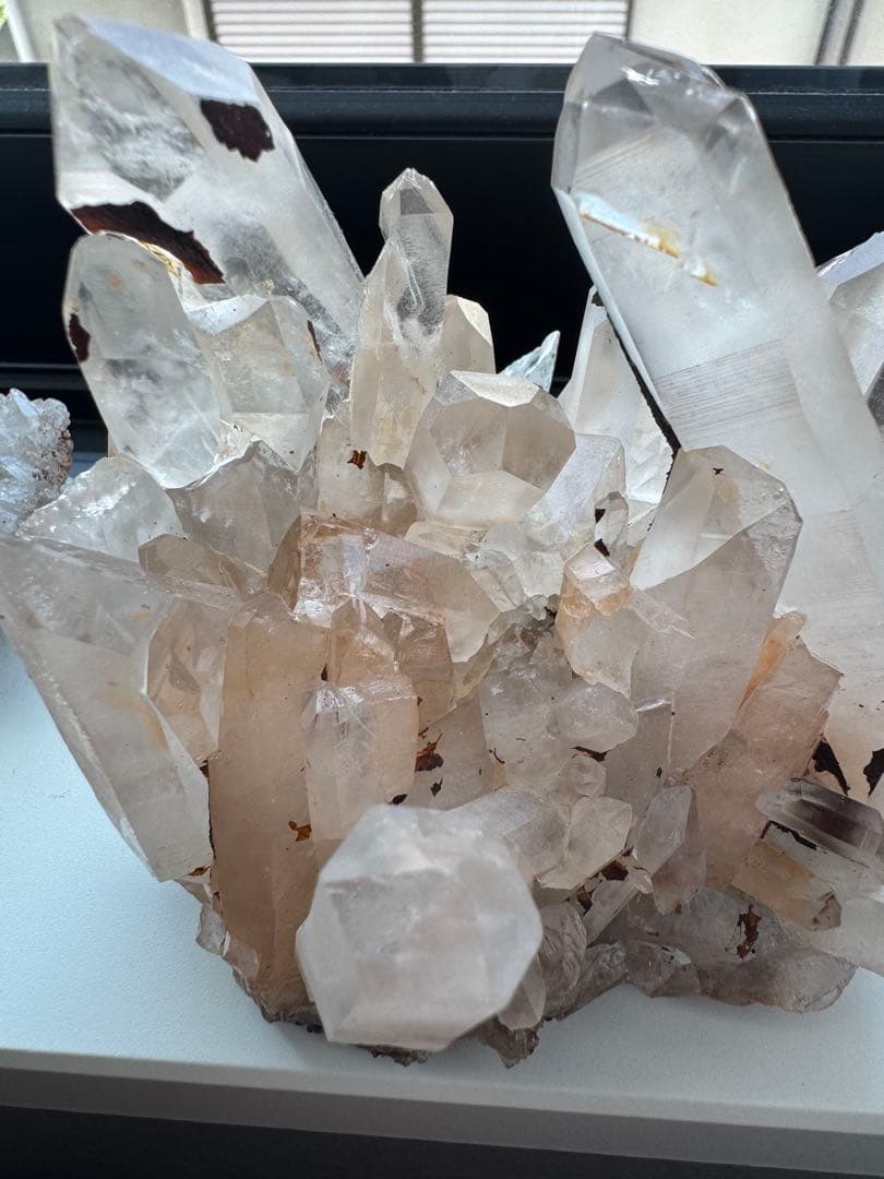 ツインポイントあり◎ マダガスカル産 ピンククォーツクラスター