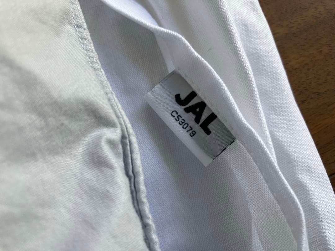 日本航空　JAL 国際線　機内　ビジネスクラス　枕　まくら