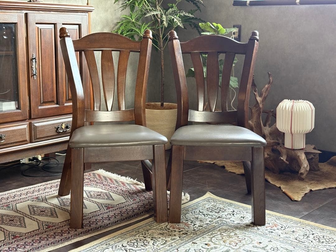 ① Hikari 　レトロ　アンティーク　ヴィンテージ　スポークチェア　　nZ