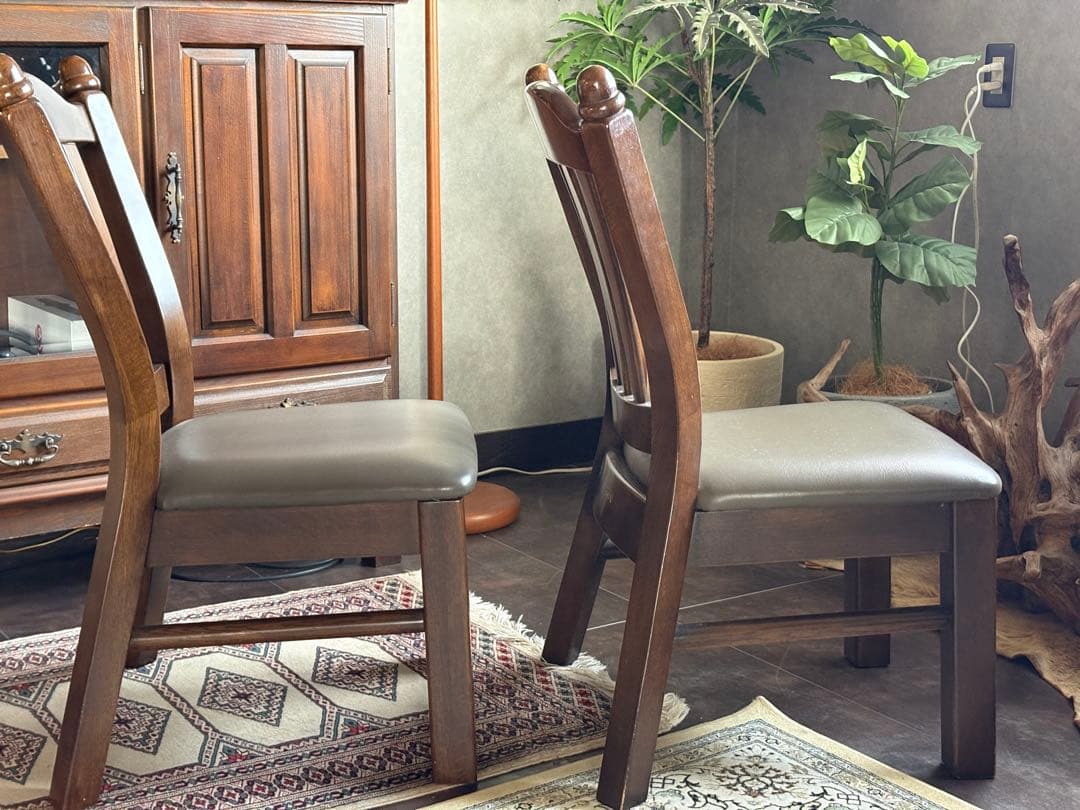 ① Hikari 　レトロ　アンティーク　ヴィンテージ　スポークチェア　　nZ