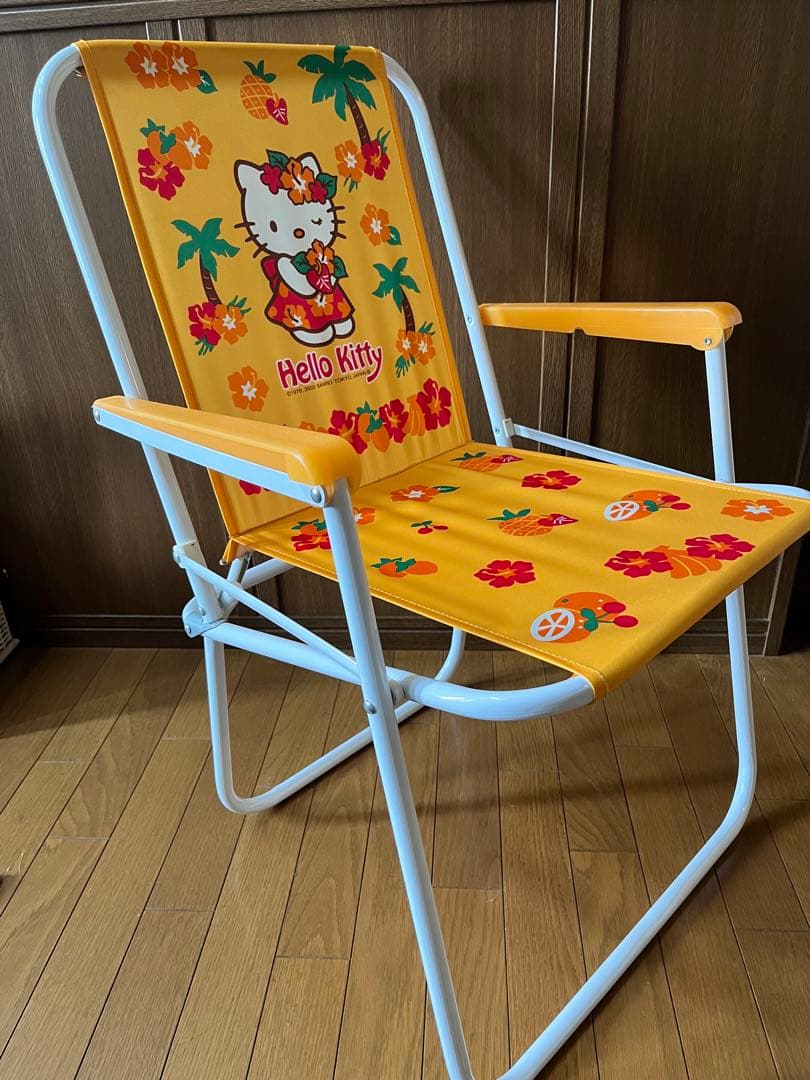 美品　激レア　ハローキティ アウトドアチェア　折り畳み椅子　2002