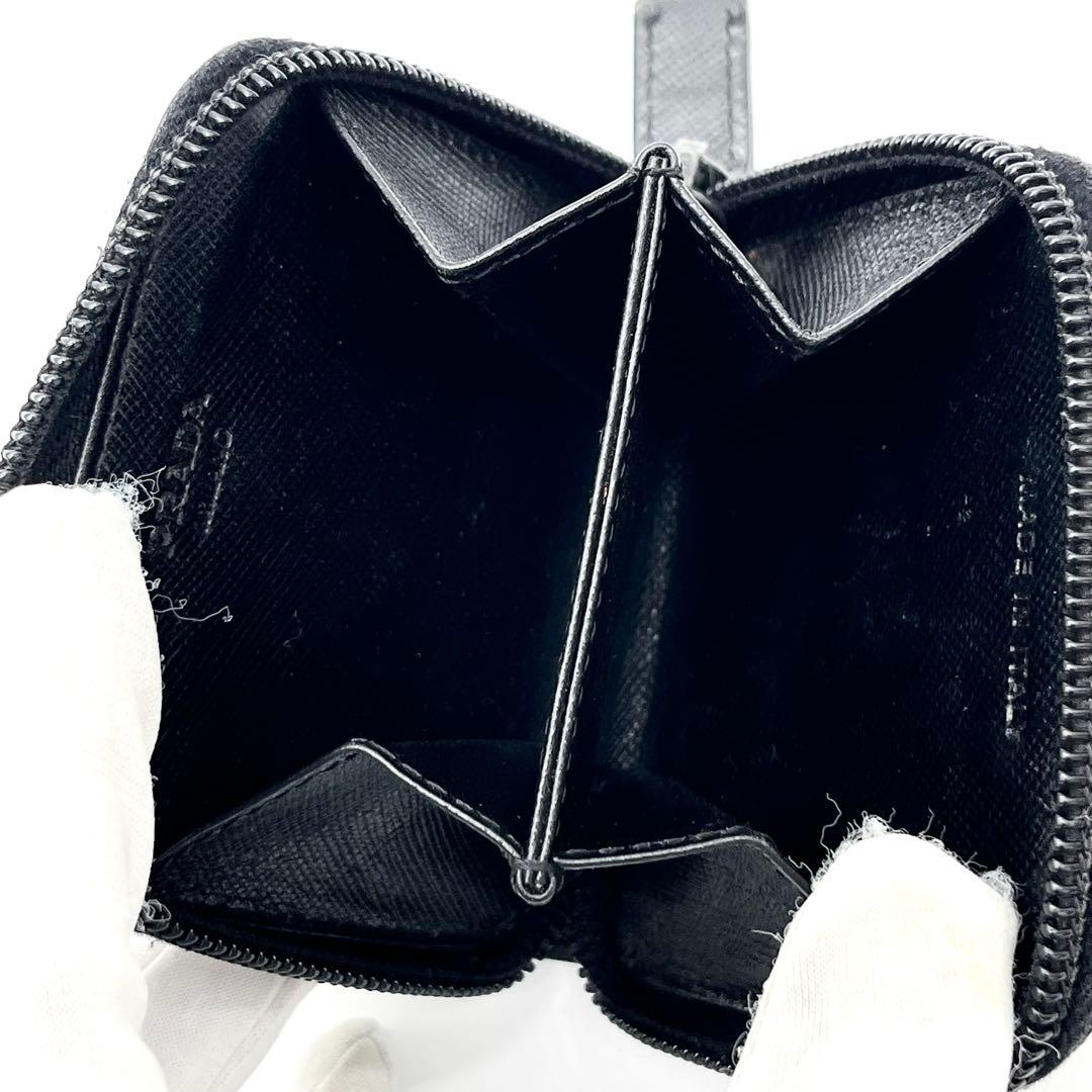 PRADA ケース　小銭入れ　サフィアーノレザー　三角ロゴ　ブラック