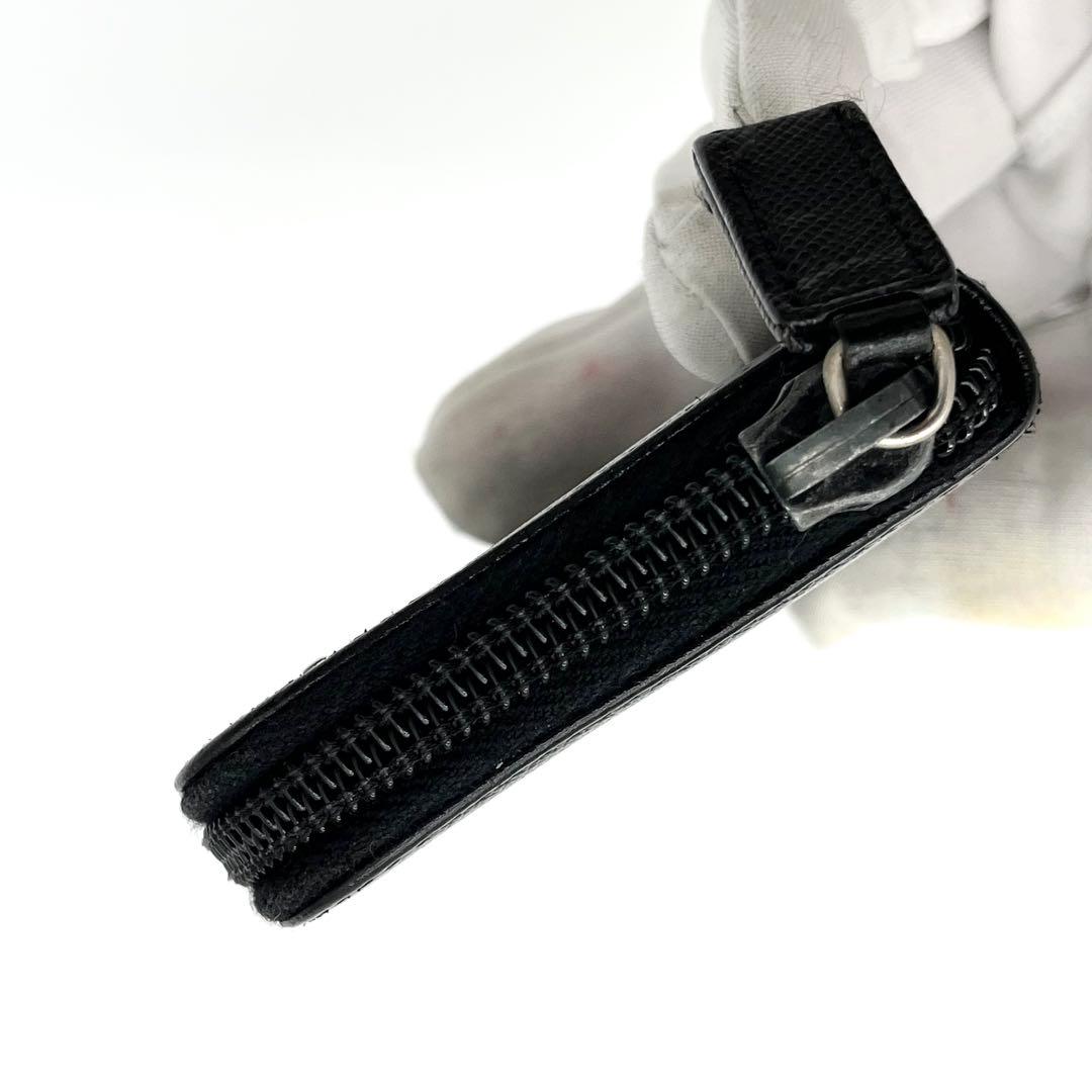 PRADA ケース　小銭入れ　サフィアーノレザー　三角ロゴ　ブラック