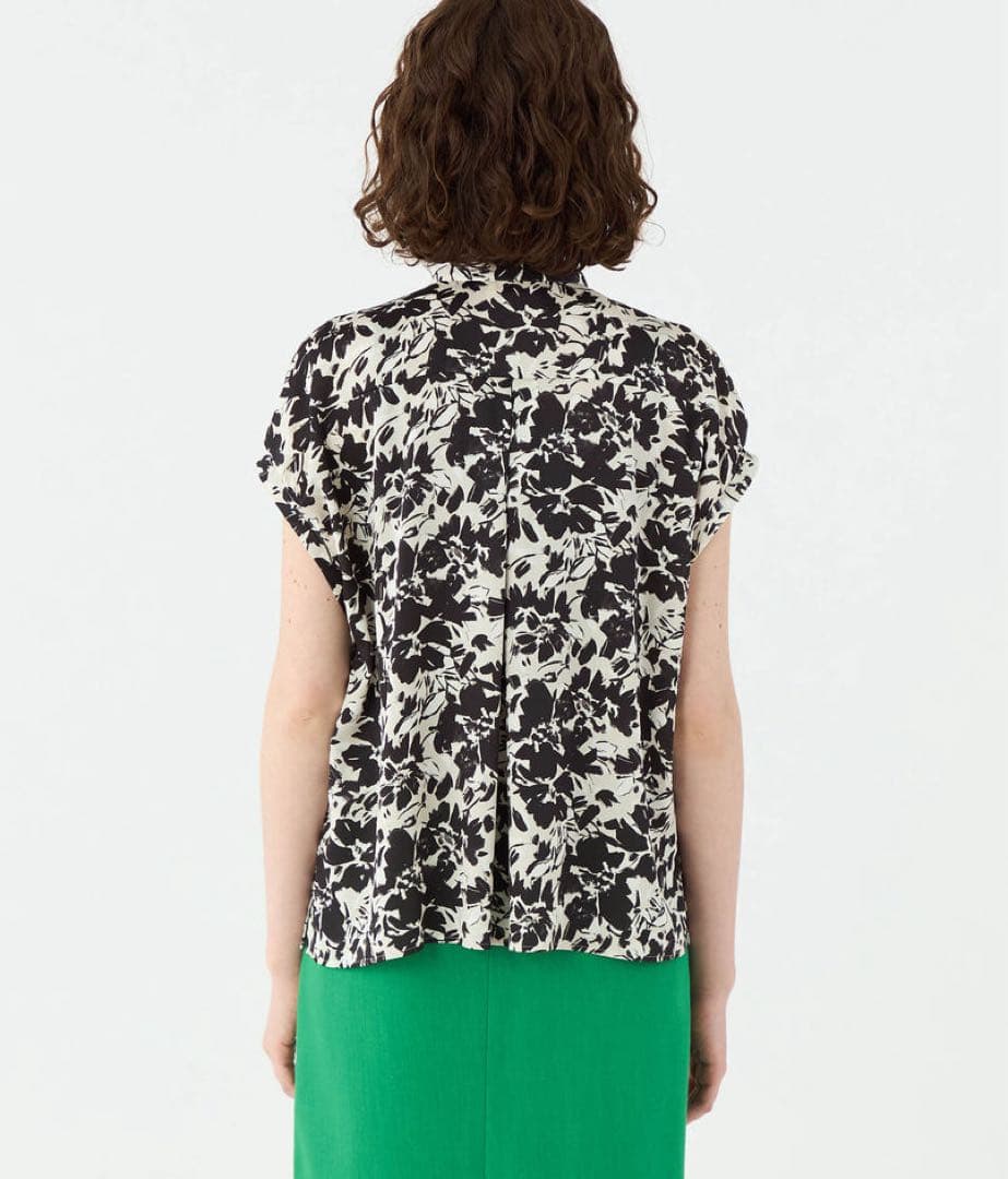 新品 Ballsey TOMORROWLAND 半袖 ボウタイ ブラウス 花柄