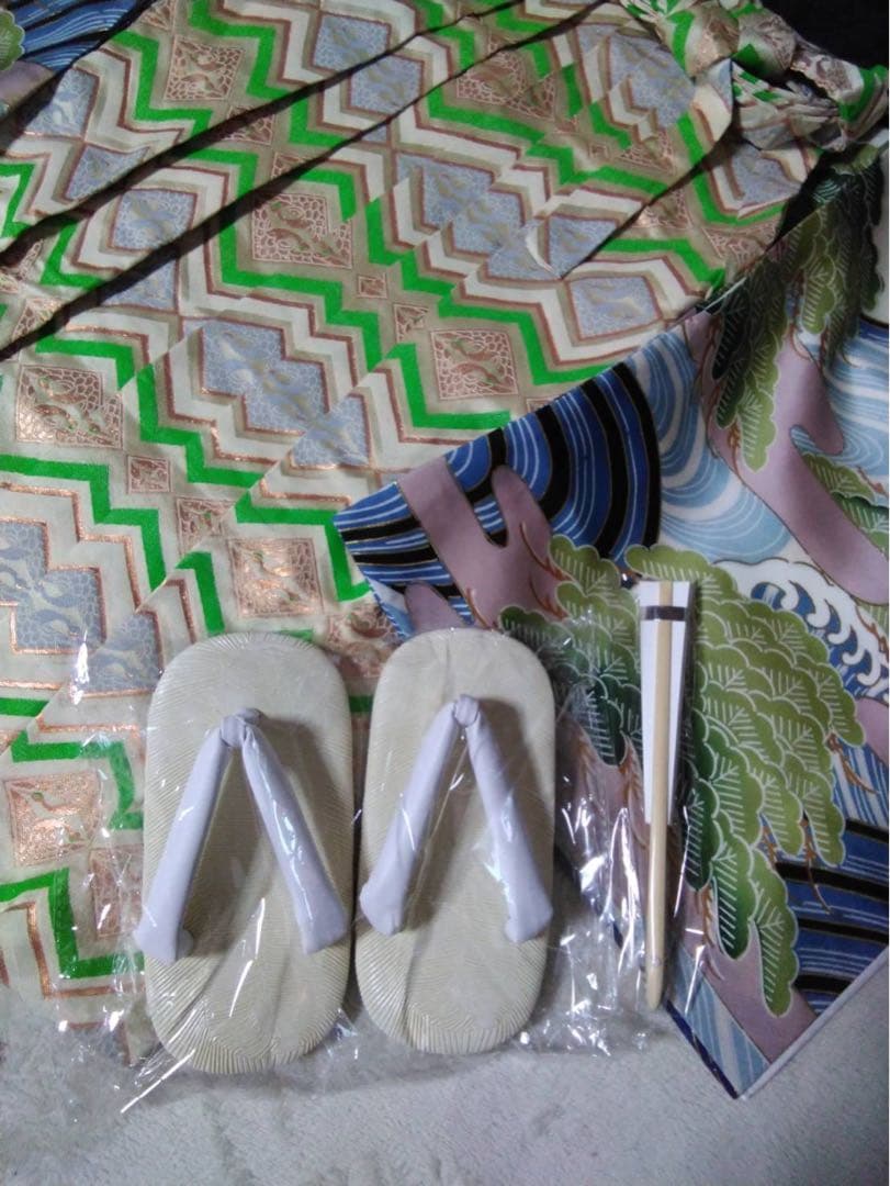 男の子用・3歳向け・表側正絹・お着物と袴のセット