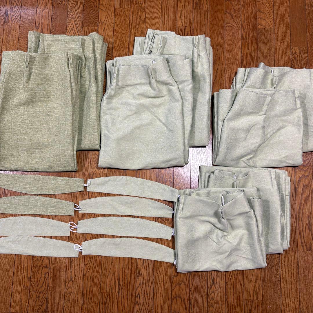 【毎日値下げ中】ニトリ　カーテンまとめ売り（遮光2級・遮熱・消臭カーテン）