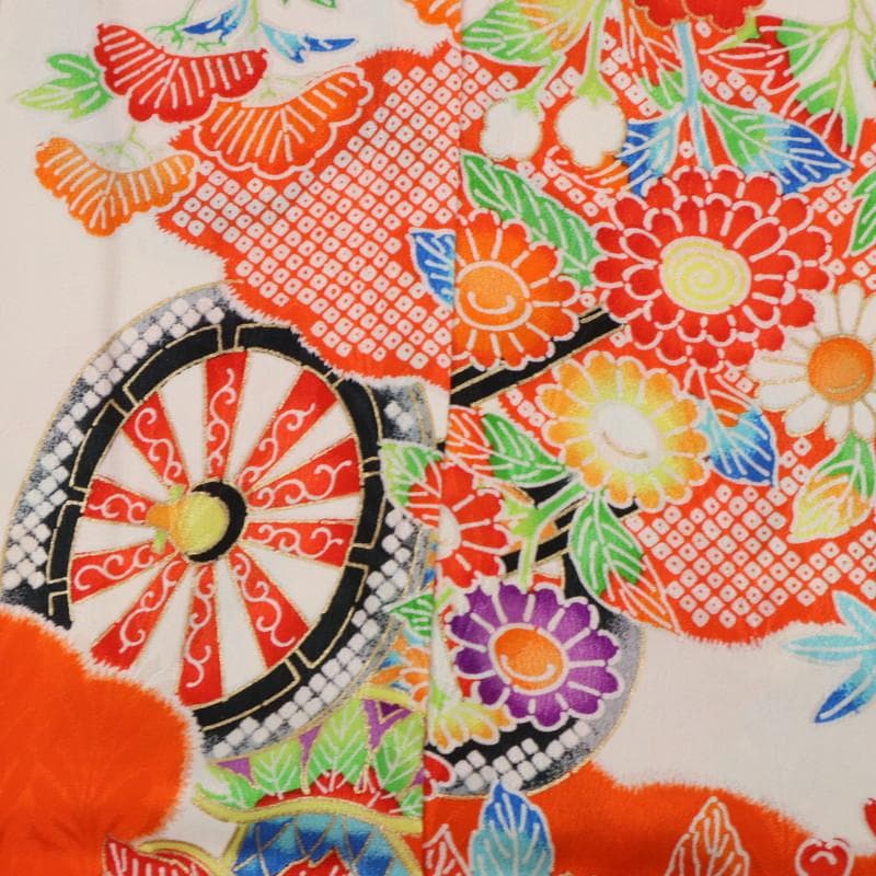 七五三＊女の子　着物単品 三歳 子供 花車模様 白地 正絹 お祝着＊8RS3