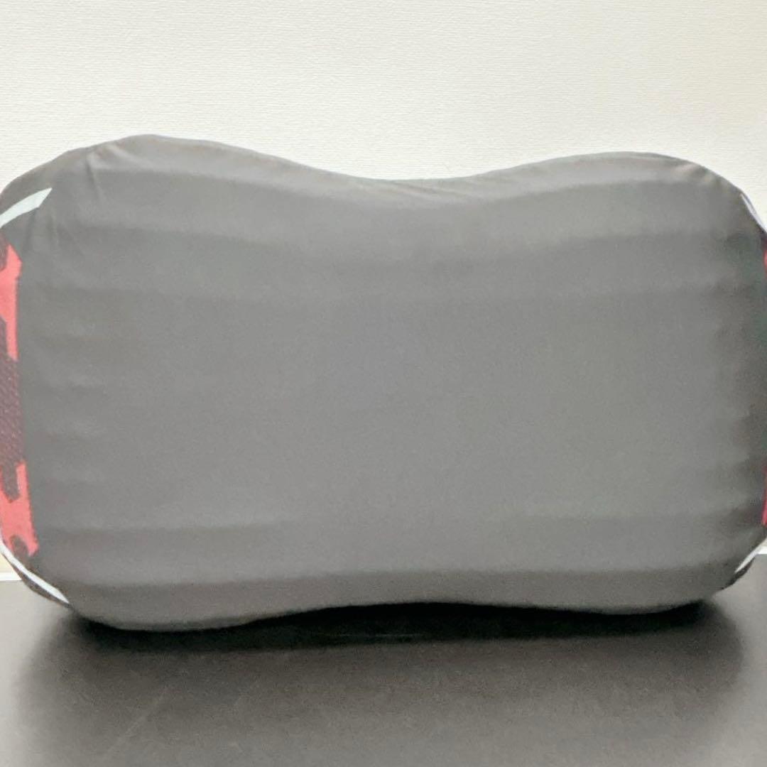 新品　エアー4DX ピロー　LOW 西川　レッド