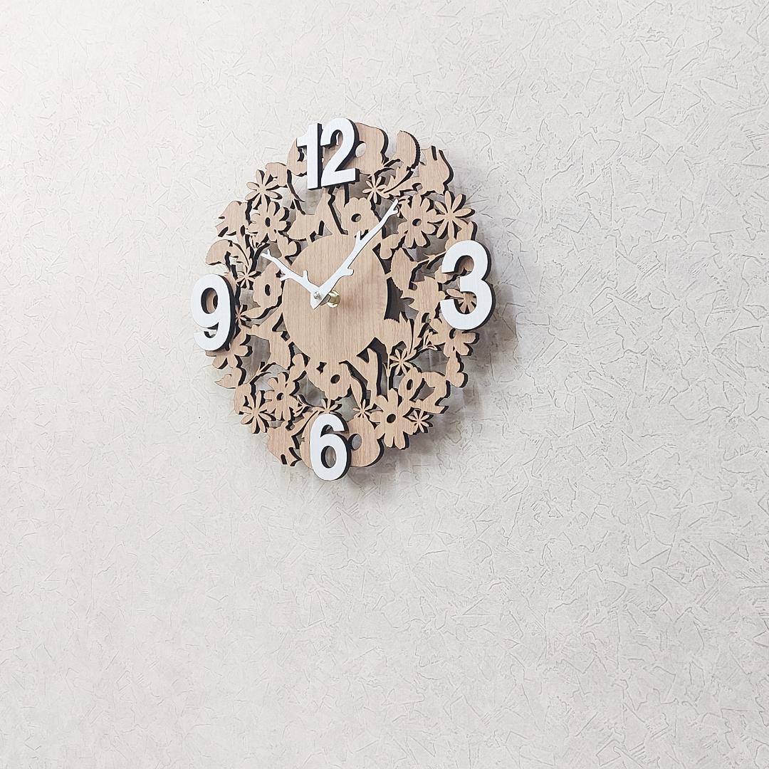 【限定値下げ3000円引き】北欧風　立体的な森の鳥や花柄木製掛け時計　静音タイプ