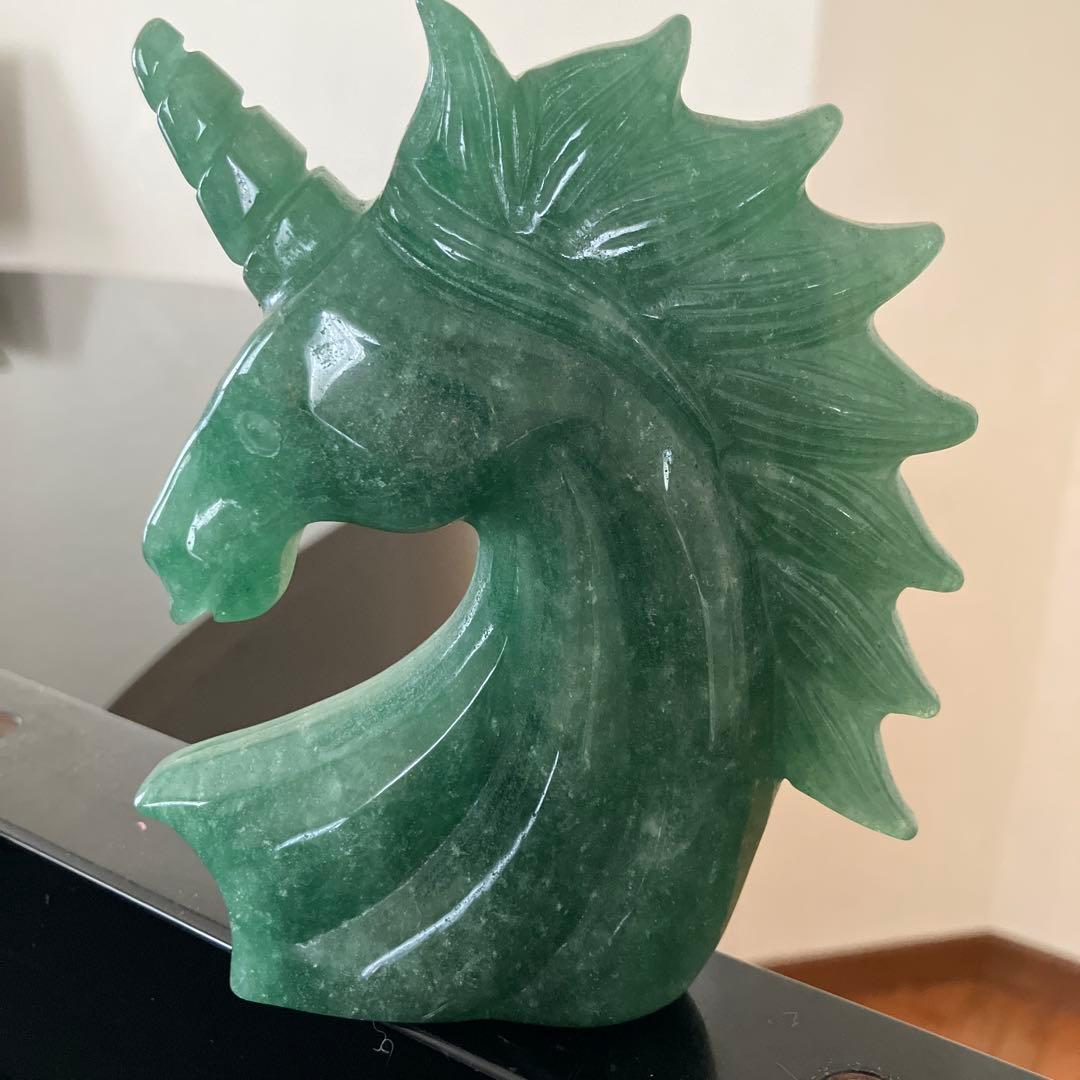 のらさま専用グリーンモスコバイト　フックサイト　ユニコーン　ペガサス　天然石置物