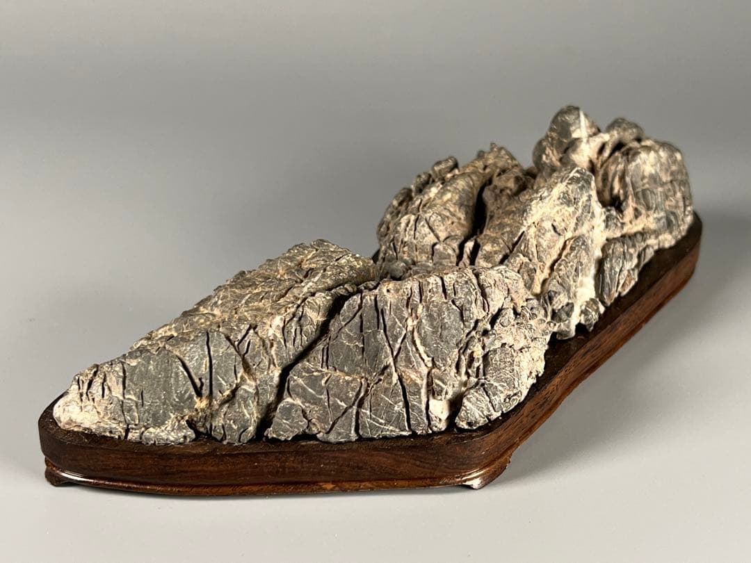 「溪山煙雨」唐木 紫檀 天然石 奇石 鑑賞石 飾り石 置物 灵璧石 台付