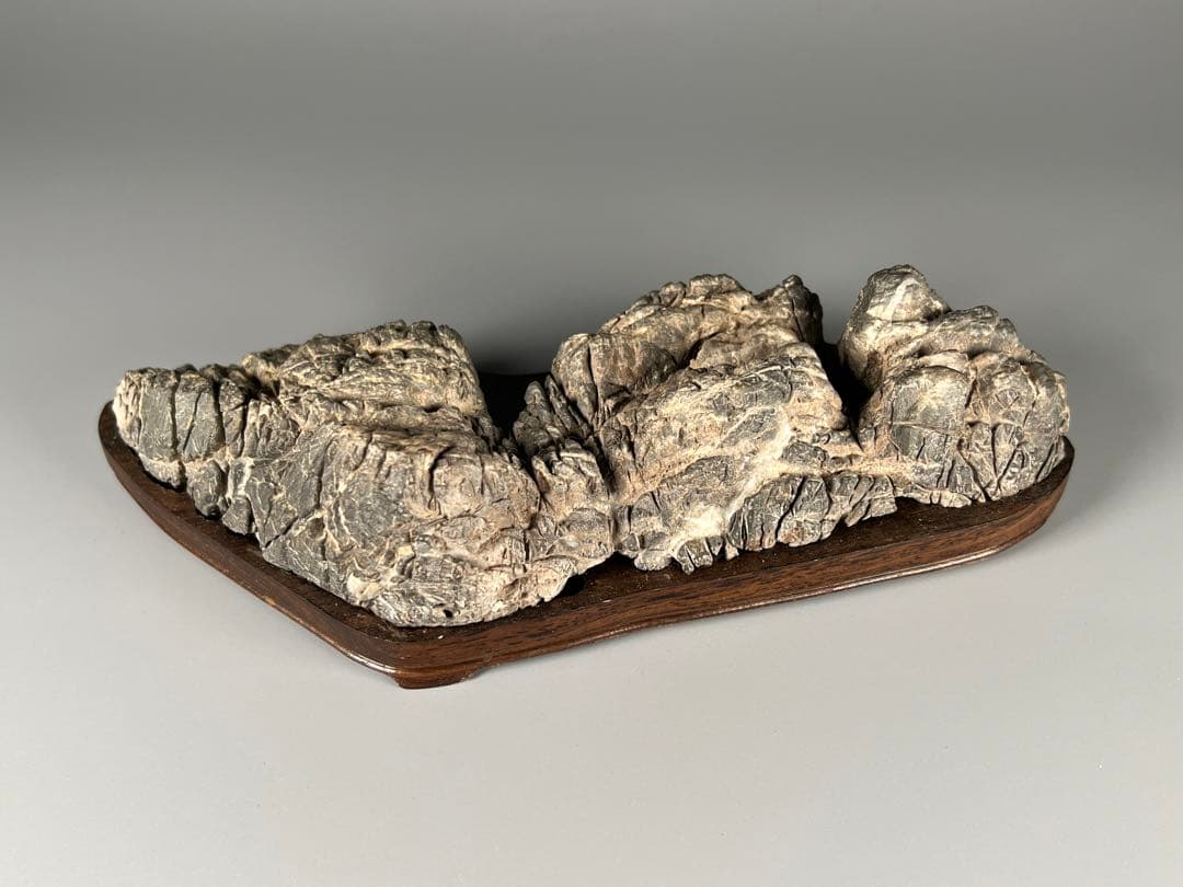 「溪山煙雨」唐木 紫檀 天然石 奇石 鑑賞石 飾り石 置物 灵璧石 台付