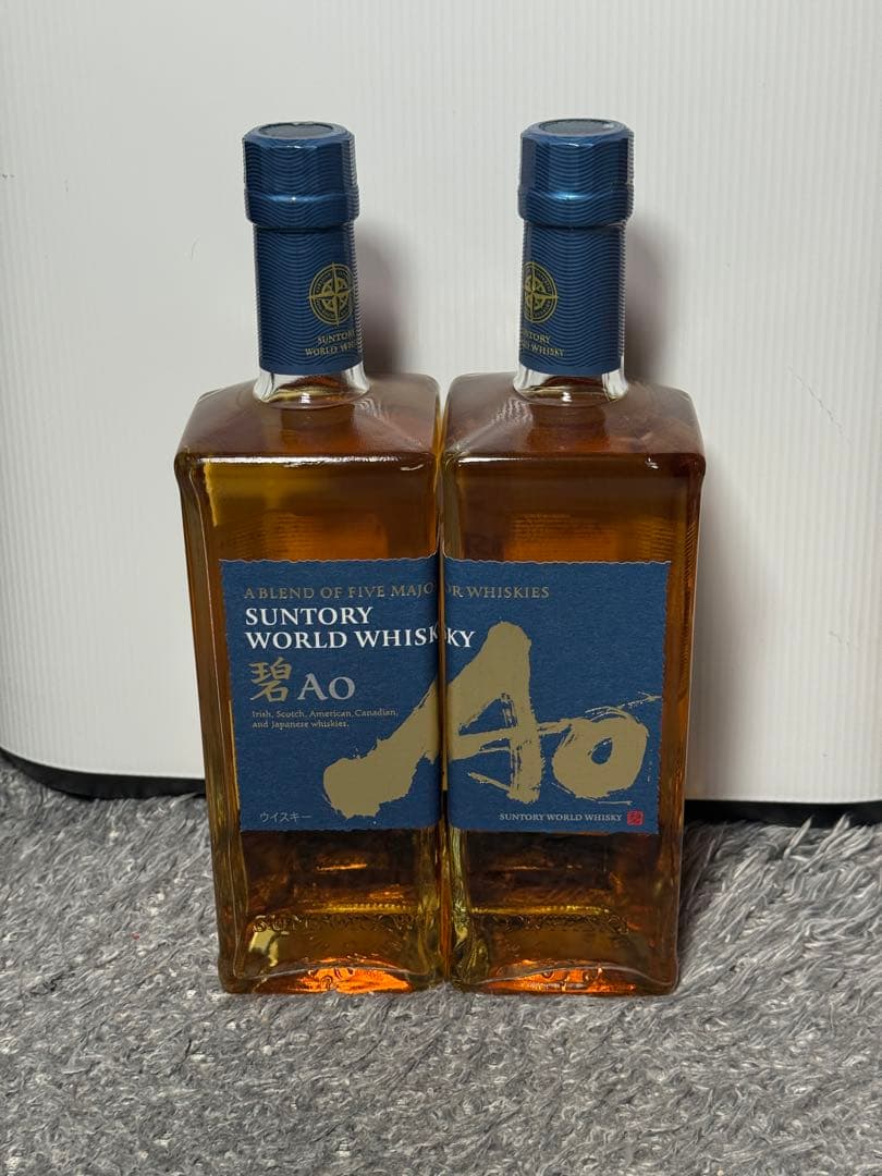 Suntory World Whisky Ao 碧　700ml✖️2本